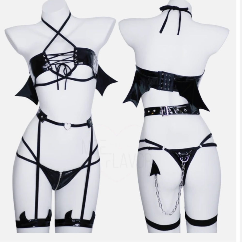MOE FLAVOR BLACK DEVIL SET LINGERIE